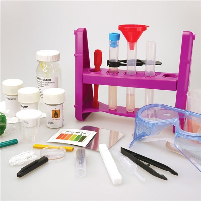 Chemistry set with 60 experiments