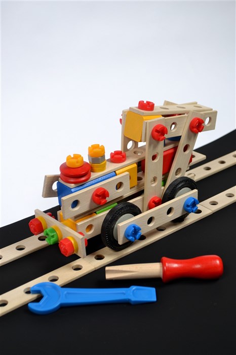 Eichhorn 39027 - Locomotive, car, aircraft and robot