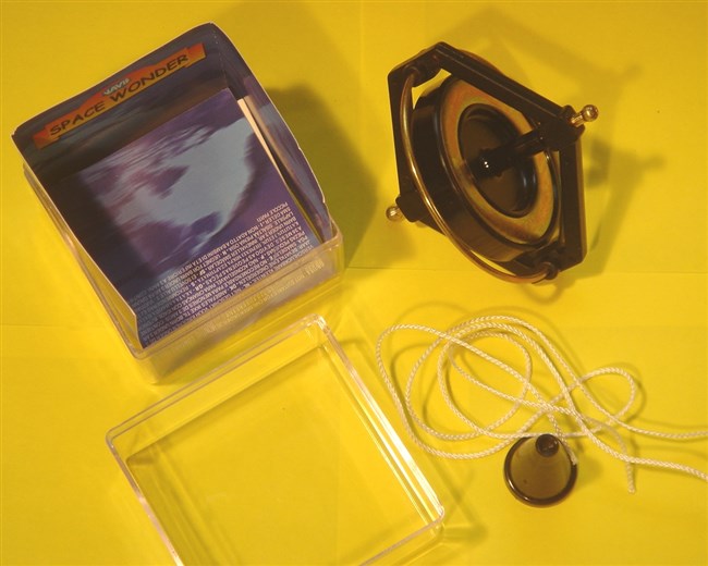 Gyro - gyroscope Gyro - gyroscope